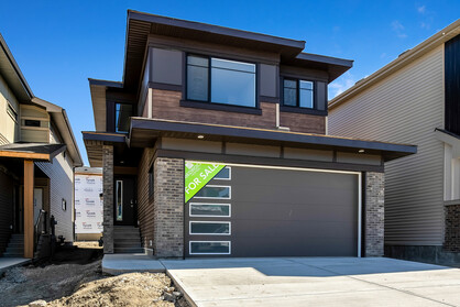 11 Heritage Link