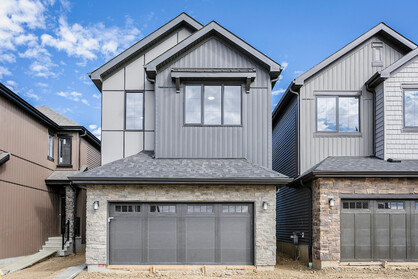 14 Chartres Close