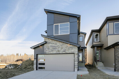 4519 Warbler Loop NW