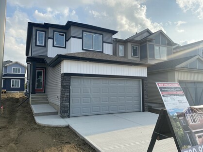 432 Roberts Crescent